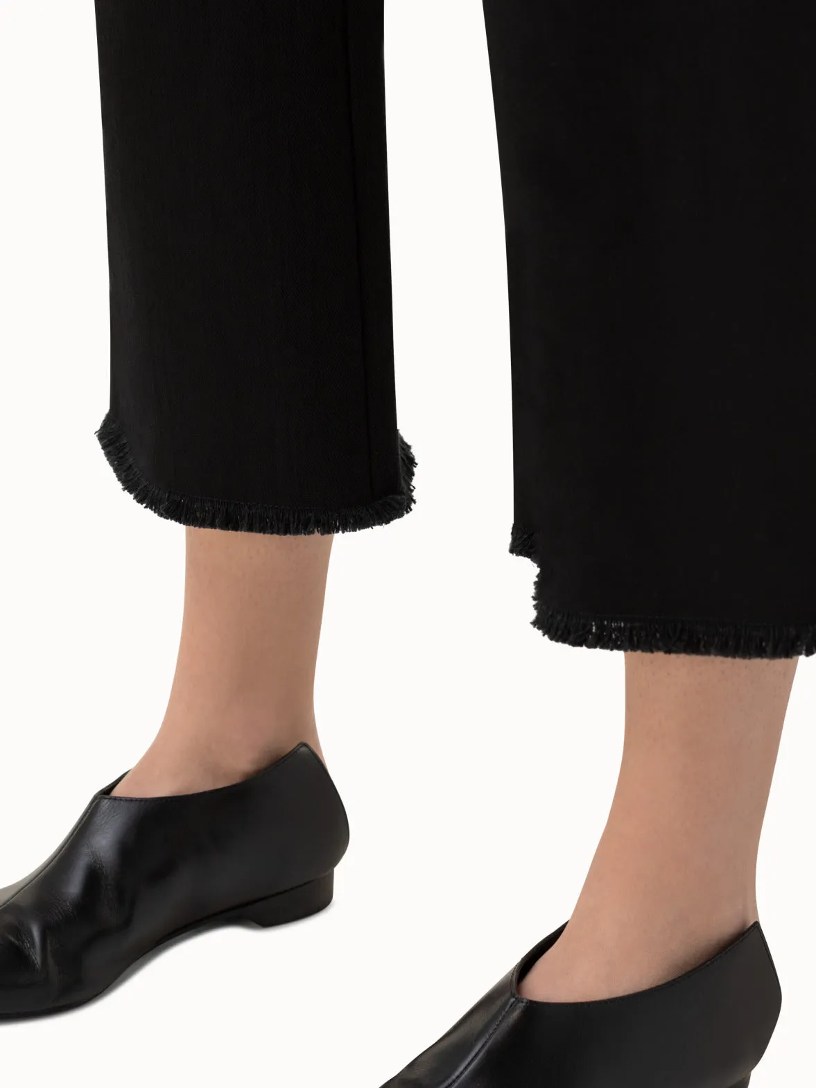 Cropped-Hose aus Denim mit hohem Bund und Fransen