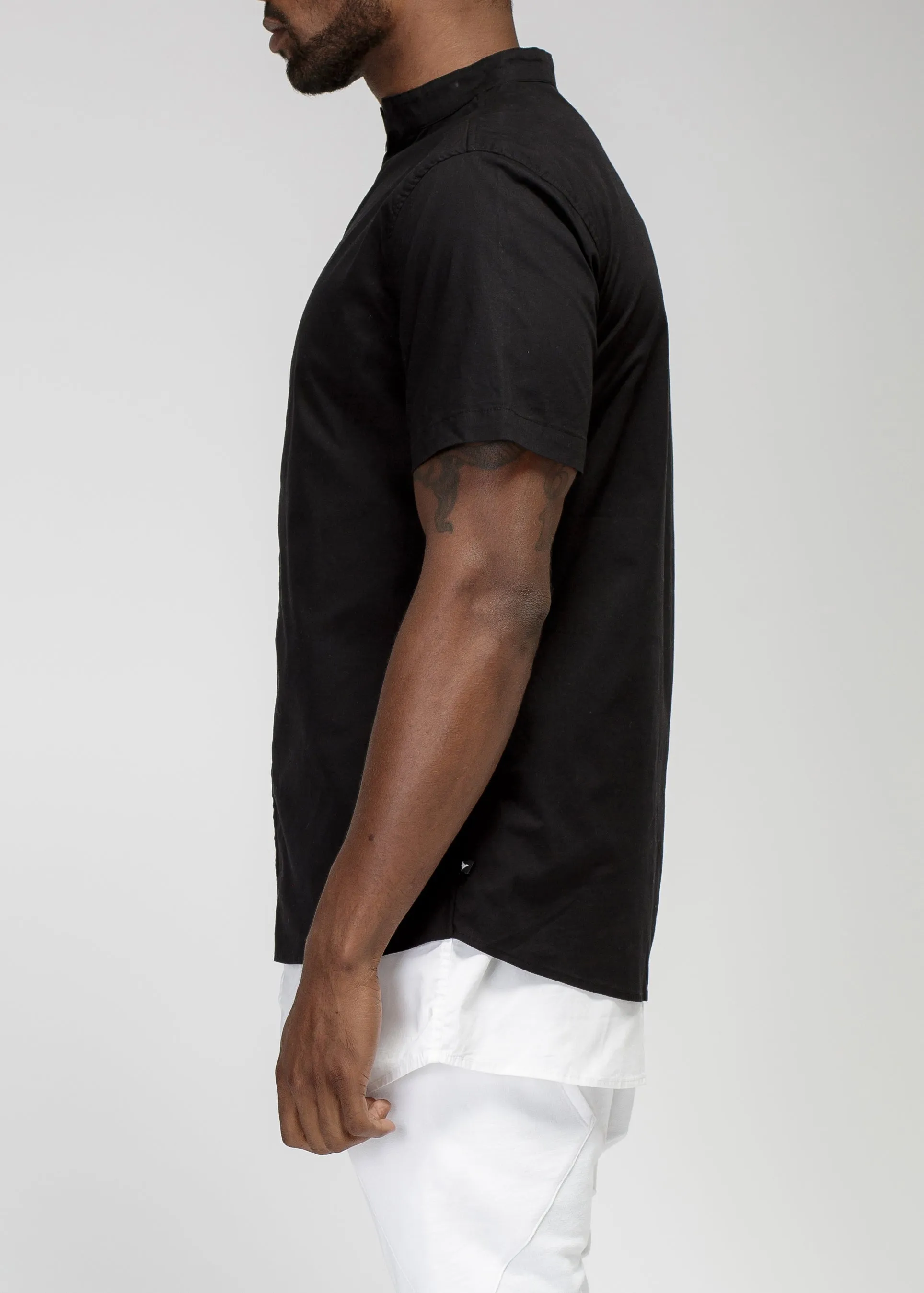 Konus Men's Mock Neck Two Tone Zip Up Tee in Black
