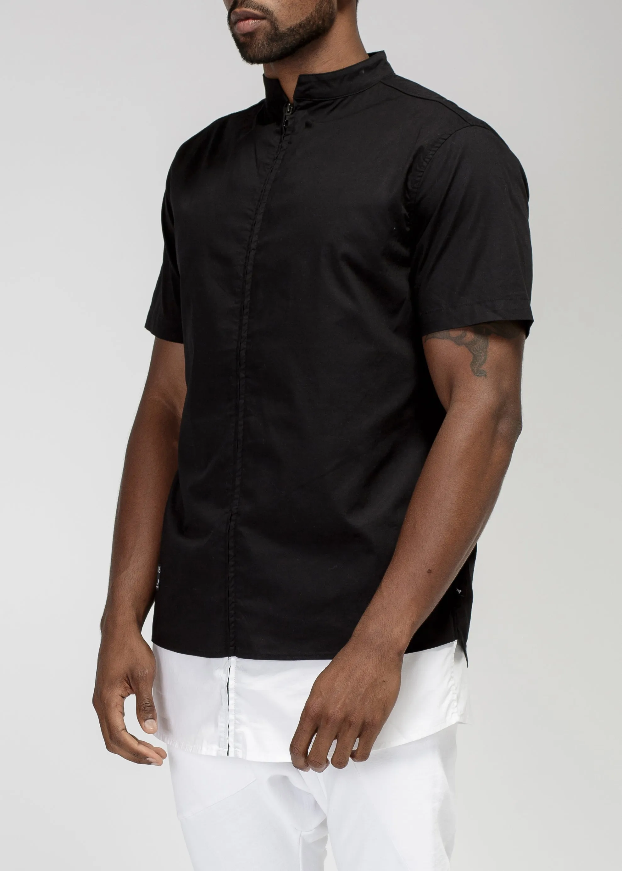 Konus Men's Mock Neck Two Tone Zip Up Tee in Black