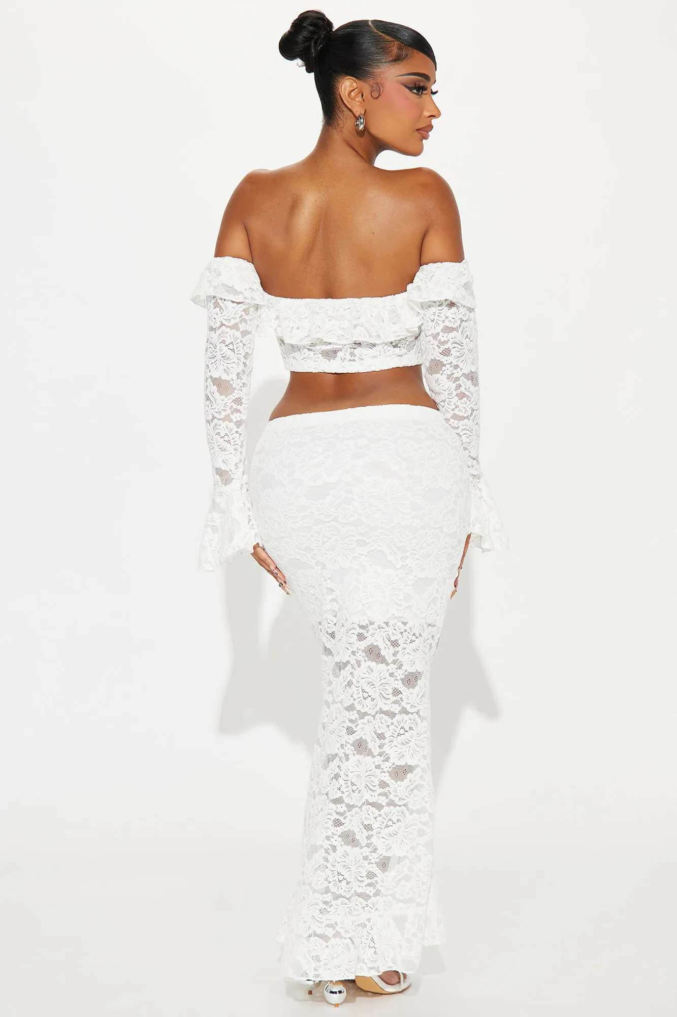 Perfect Moment Lace Skirt Set - White